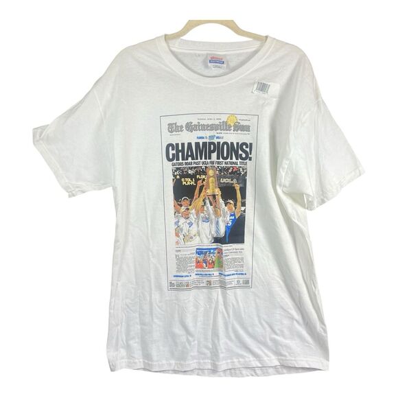 VTG Florida Gators 2006 NCAA Basketball Champions Newspaper Graphic Shirt Large - Picture 1 of 6